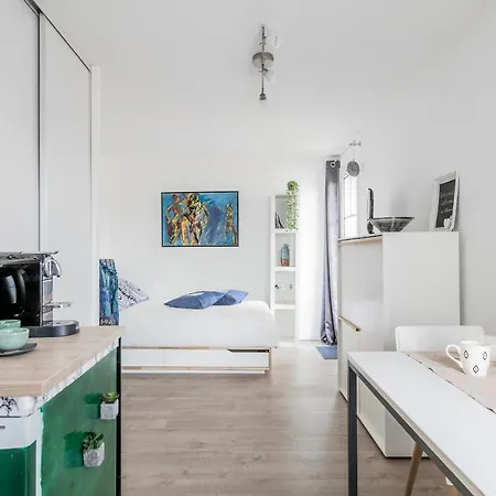 Avec Parking, Clim, Balcon, Proche Tram Appartement *