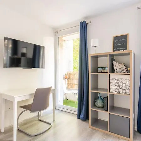 Avec Parking, Clim, Balcon, Proche Tram Appartement *
