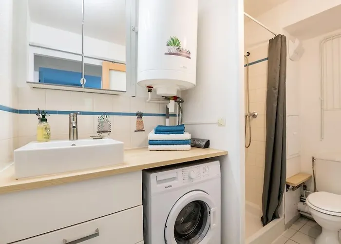 아파트 Avec Parking, Clim, Balcon, Proche Tram