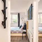 Апартаменты Avec Parking, Clim, Balcon, Proche Tram