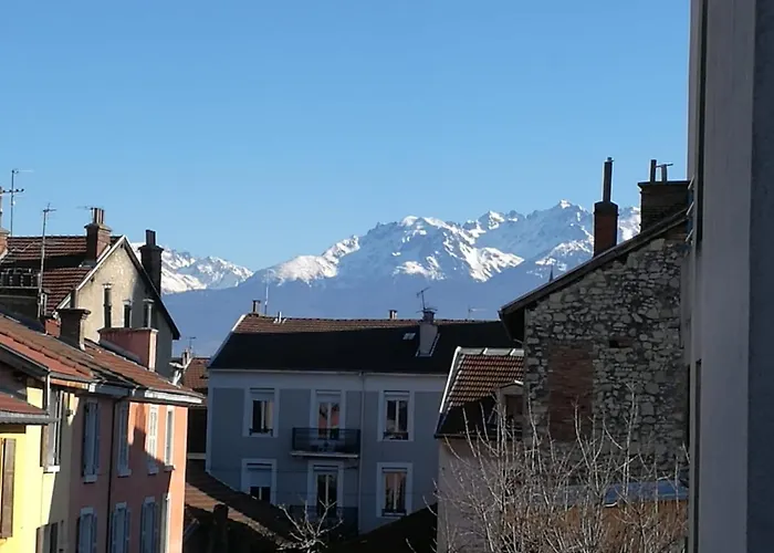 Daire Avec Parking, Clim, Balcon, Proche Tram Grenoble