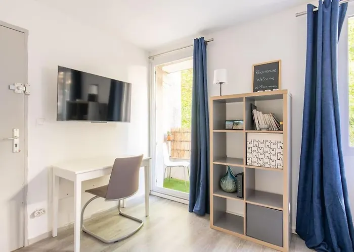 Avec Parking, Clim, Balcon, Proche Tram Daire *